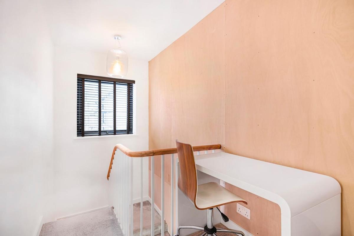 Holiday home Quaint Mews House In Tivoli Cheltenham